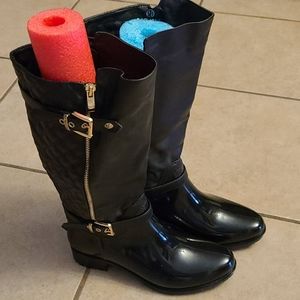 Black Rain boots. Quilted top. Knee height with go
